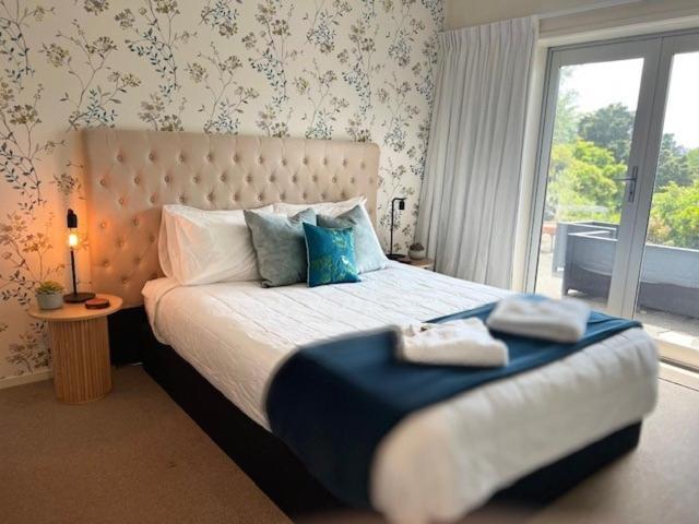 Longitude Apartments Raglan Extérieur photo